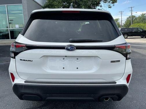 Crystal White Pearl 2026 Subaru Forester Touring