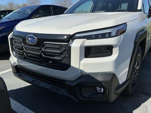 Crystal White Pearl 2026 Subaru Outback Limited