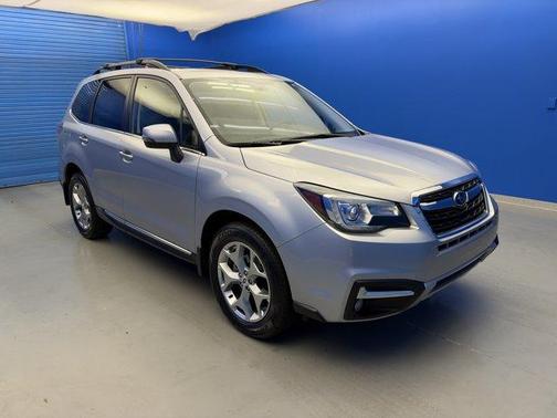Ice Silver Metallic 2018 Subaru Forester 2.5i Touring