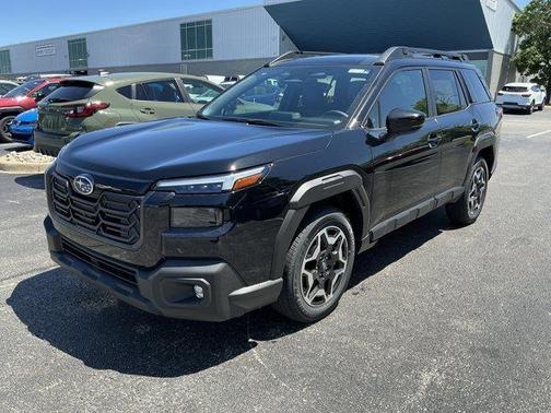 Crystal Black Silica 2026 Subaru Outback Touring