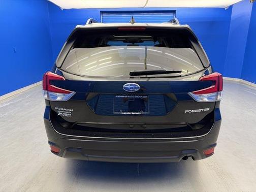 Crystal Black Silica 2024 Subaru Forester Premium