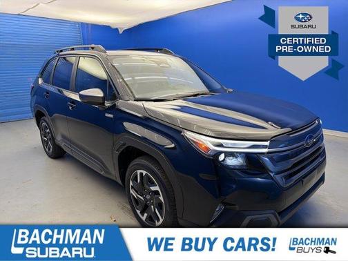Crystal Black Silica 2025 Subaru Forester Hybrid Limited
