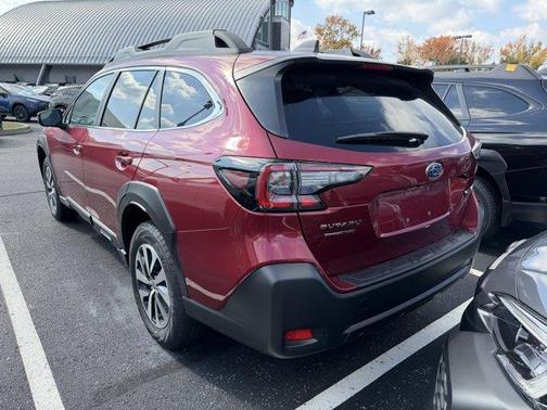 2025 Subaru Outback Premium