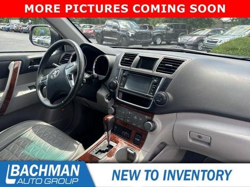 Blizzard Pearl 2013 Toyota Highlander Limited