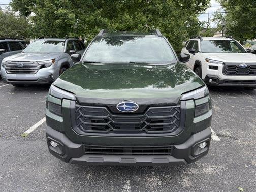 Deep Emerald Green 2026 Subaru Outback Premium