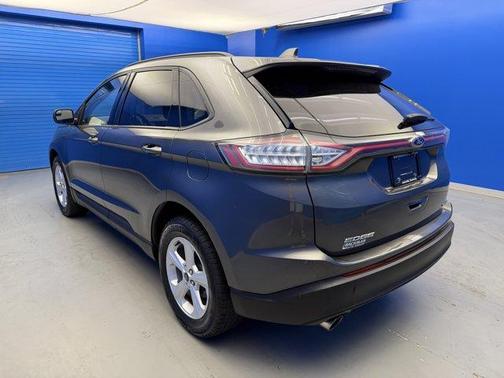 Magnetic Metallic 2018 Ford Edge SE