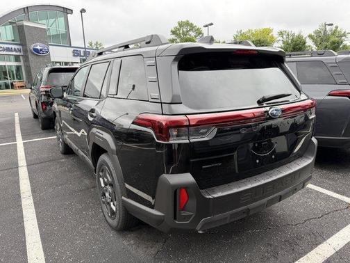 Crystal Black Silica 2026 Subaru Outback Premium