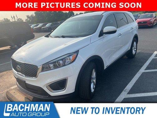 2017 Kia Sorento LX