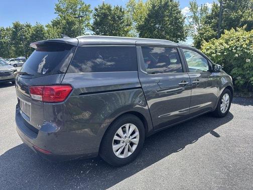 Platinum Graphite Pearl Metallic 2016 Kia Sedona LX