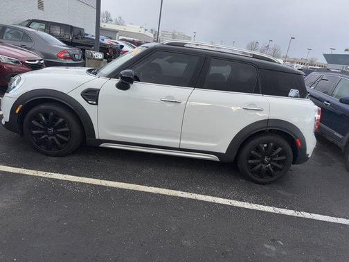 2017 MINI Countryman Cooper
