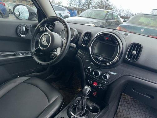 2017 MINI Countryman Cooper