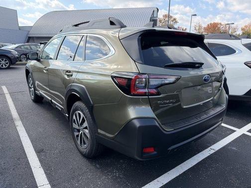 2025 Subaru Outback Premium