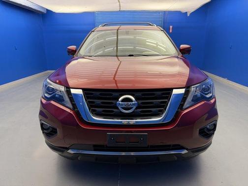 Scarlet Ember 2018 Nissan Pathfinder Platinum