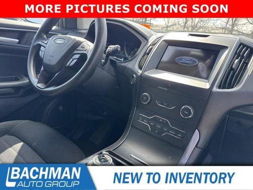2020 Ford Edge SE
