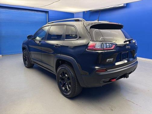 Diamond Black 2022 Jeep Cherokee Trailhawk
