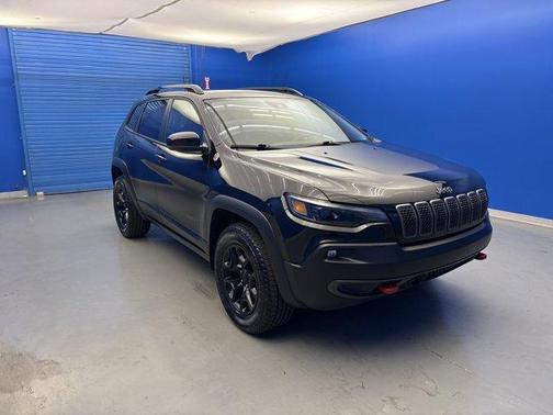 Diamond Black 2022 Jeep Cherokee Trailhawk