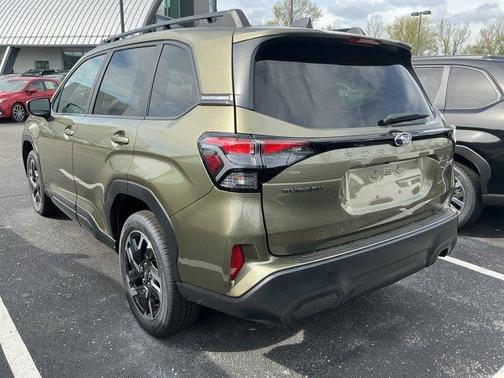 Autumn Green Metallic 2026 Subaru Forester Premium