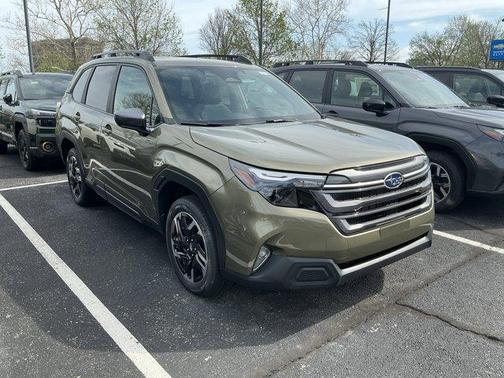 Autumn Green Metallic 2026 Subaru Forester Premium