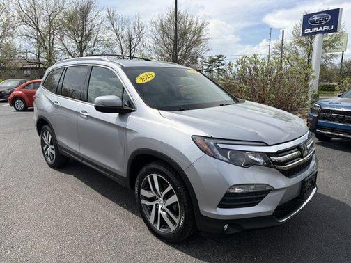 Lunar Silver Metallic 2018 Honda Pilot Elite