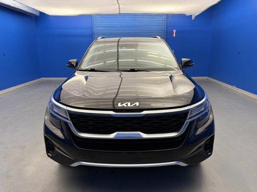 2023 Kia Seltos EX