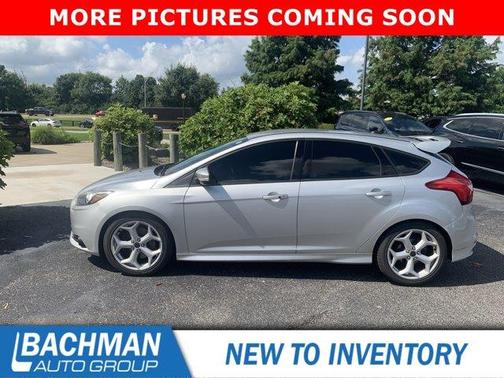 Ingot Silver Metallic 2014 Ford Focus ST Base