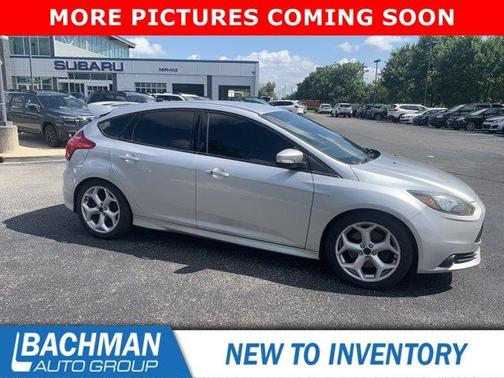 Ingot Silver Metallic 2014 Ford Focus ST Base