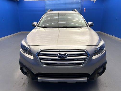 Tungsten Metallic 2015 Subaru Outback 2.5i Limited