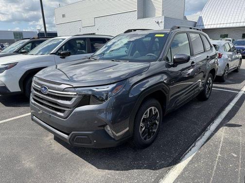 Magnetite Gray Metallic 2026 Subaru Forester Premium