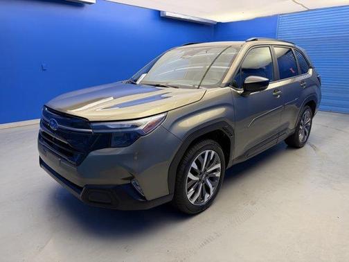 Magnetite Gray Metallic 2026 Subaru Forester Wilderness