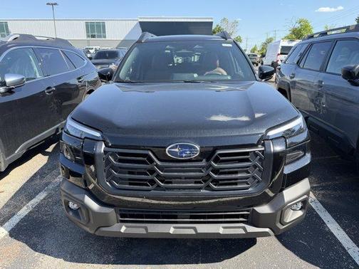 Crystal Black Silica 2026 Subaru Outback Touring XT