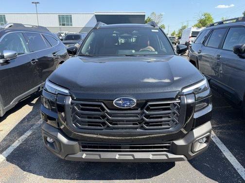 Crystal Black Silica 2026 Subaru Outback Touring XT