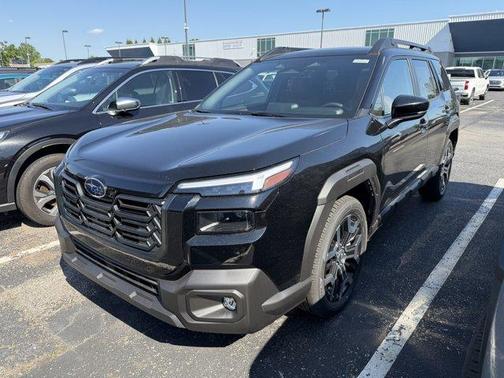 Crystal Black Silica 2026 Subaru Outback Touring XT