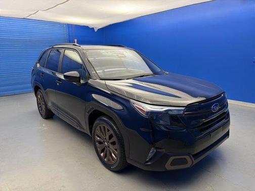 Crystal Black Pearl 2025 Subaru Forester Sport