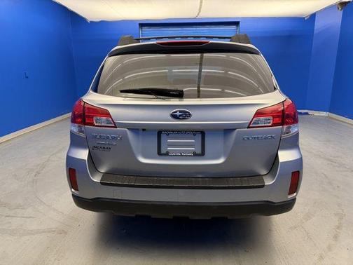 Steel Silver Metallic 2011 Subaru Outback 2.5i Premium