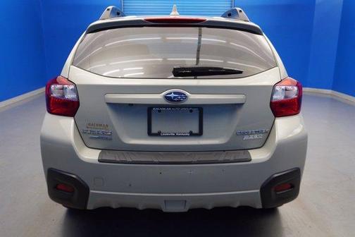 Photo 5 of 24 of 2017 Subaru Crosstrek 2.0i Limited