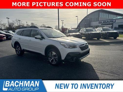 Crystal White Pearl 2022 Subaru Outback Limited XT