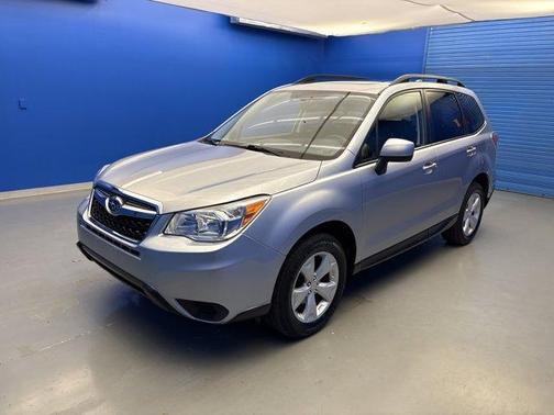 Ice Silver Metallic 2016 Subaru Forester 2.5i Premium