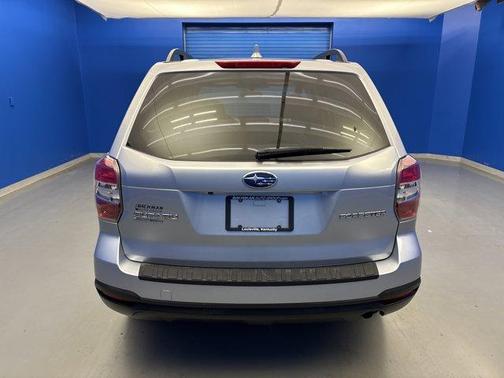 Ice Silver Metallic 2016 Subaru Forester 2.5i Premium