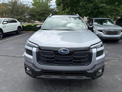 Ice Silver Metallic 2026 Subaru Outback Premium