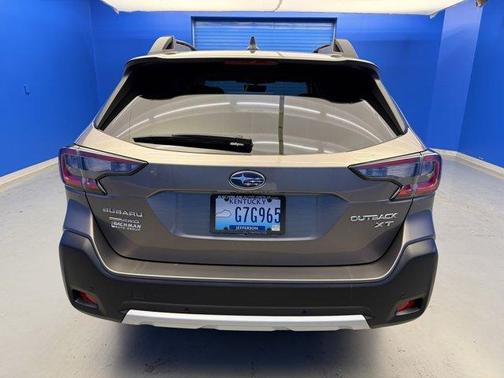 Brilliant Bronze Metallic 2023 Subaru Outback Limited XT