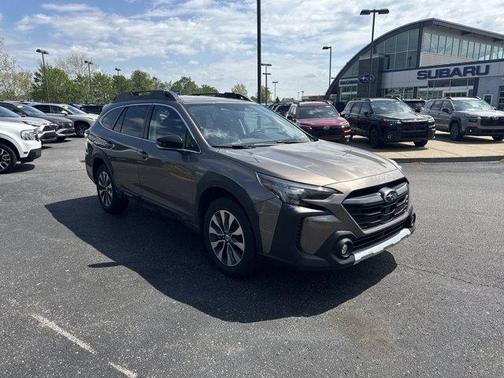 Brilliant Bronze Metallic 2023 Subaru Outback Limited XT