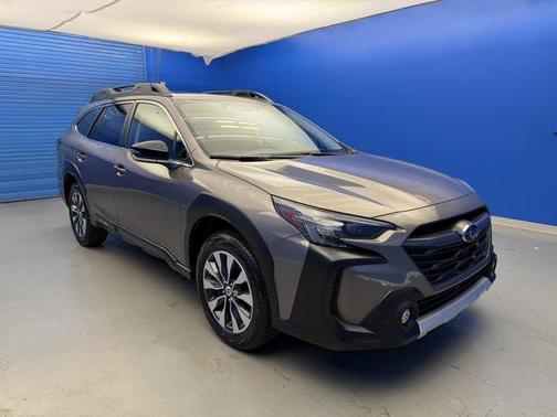 Brilliant Bronze Metallic 2023 Subaru Outback Limited XT