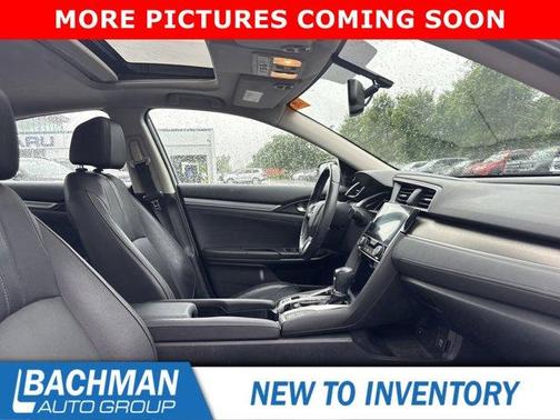 Lunar Silver Metallic 2017 Honda Civic EX-L