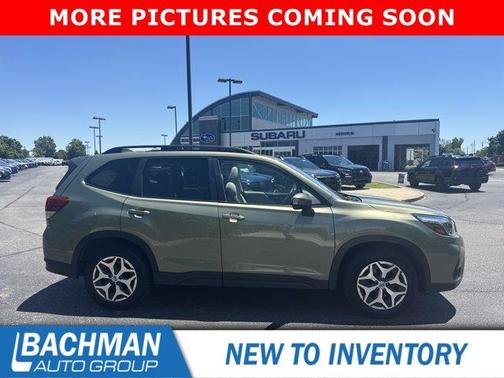Jasper Green Metallic 2019 Subaru Forester Premium