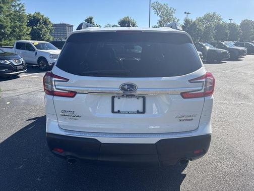 Crystal White Pearl 2023 Subaru Ascent Touring 7-Passenger