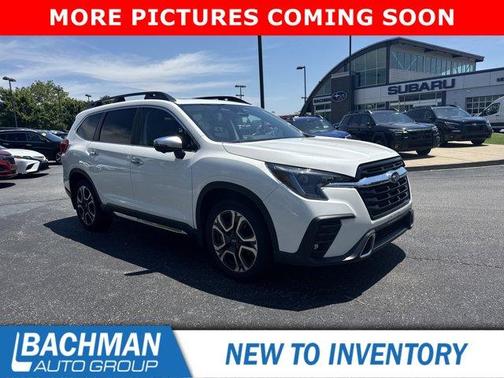 Crystal White Pearl 2023 Subaru Ascent Touring 7-Passenger