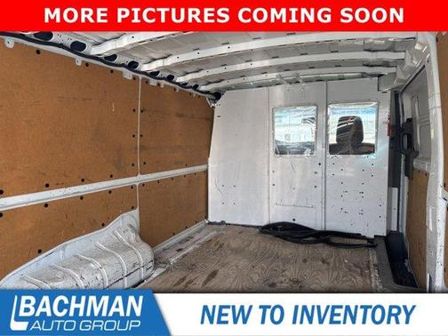 2016 Nissan NV Cargo NV1500 SV V6