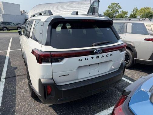 Crystal White Pearl 2026 Subaru Outback Touring XT