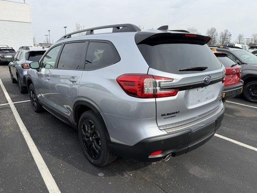 Ice Silver Metallic 2026 Subaru Ascent Onyx Edition Touring