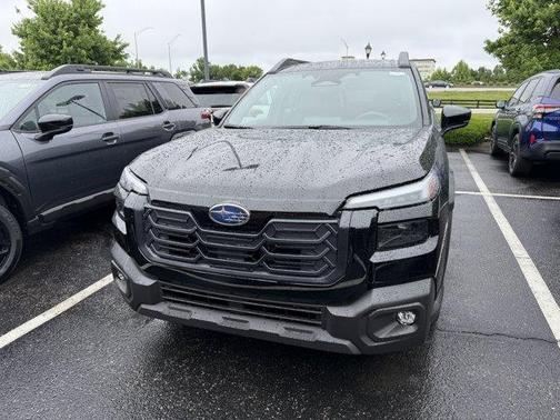 Crystal Black Silica 2026 Subaru Outback Limited